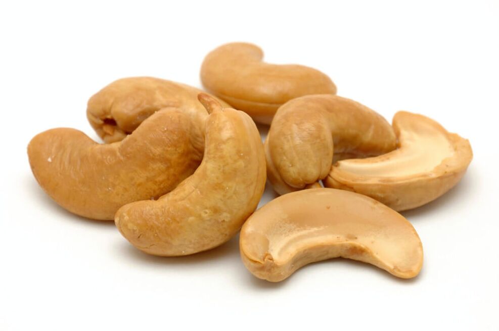 Cashew increases male potency due to its high amount of zinc and arginine