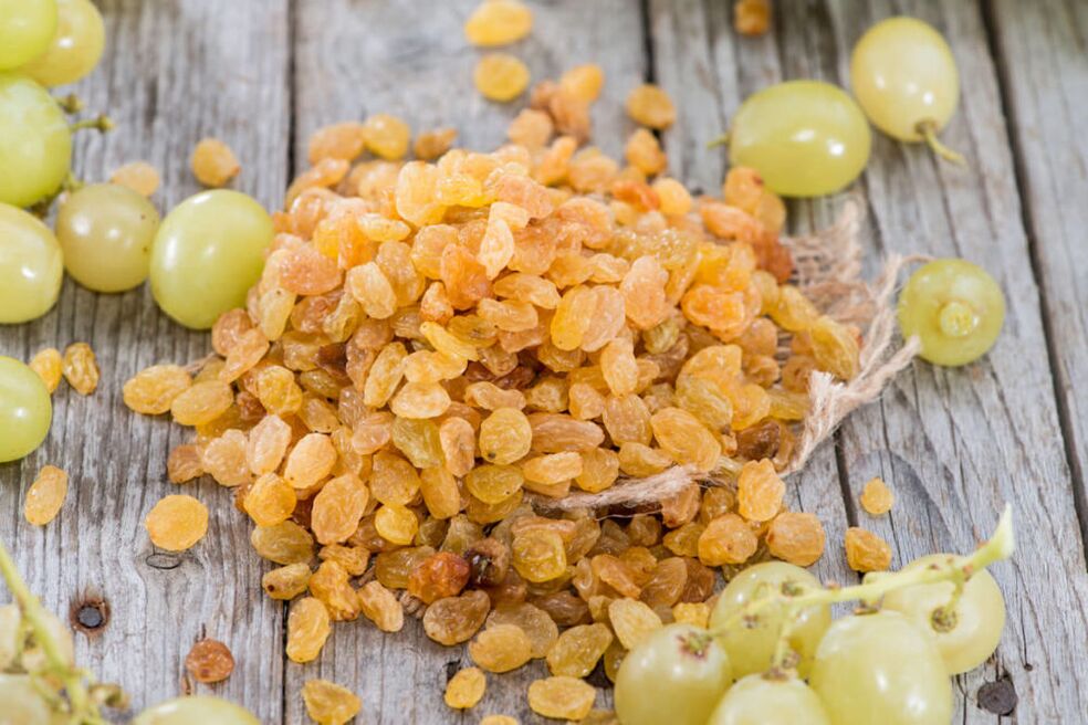 Raisins are a useful dry fruit for potency, which has a positive effect on the male psyche